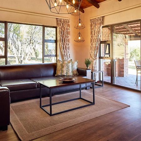 First Group Qwantani Harrismith Exterior foto