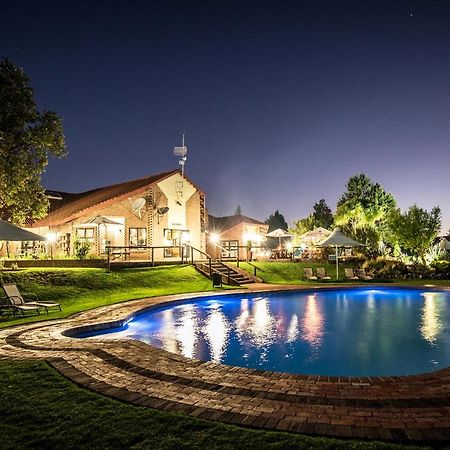First Group Qwantani Harrismith Exterior foto