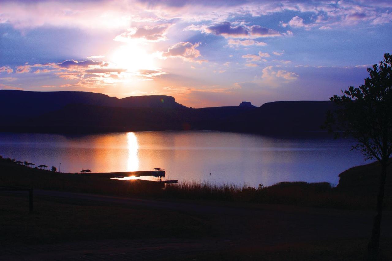 First Group Qwantani Harrismith Exterior foto