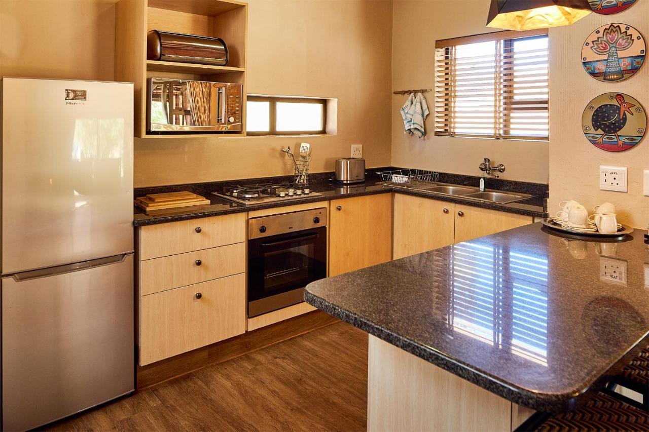 First Group Qwantani Harrismith Exterior foto