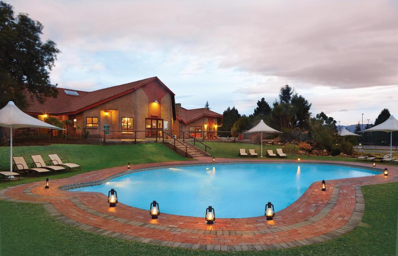 First Group Qwantani Harrismith Exterior foto