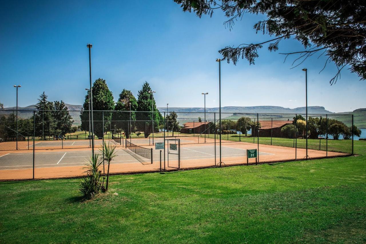 First Group Qwantani Harrismith Exterior foto